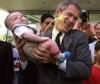 Enfants / Bbs : Pisse sur Bush - 6453 hits