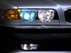 Voir le fond d'cran cars_bmw_120.jpg